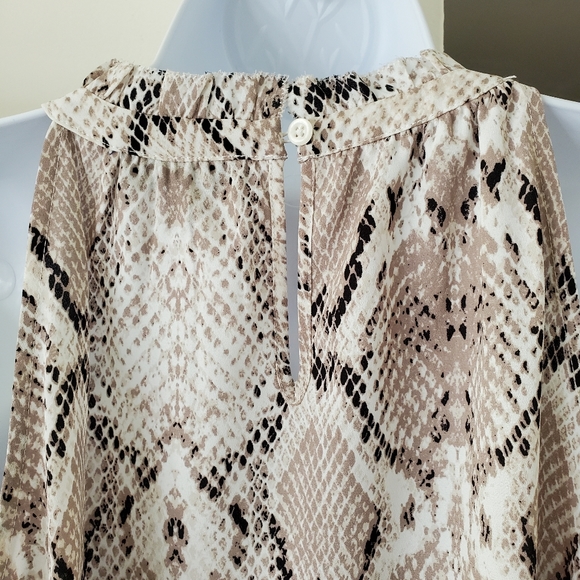 Apt 9 Sleeveless Snake Print Yellow Stripe Keyhole - Picture 3 of 9